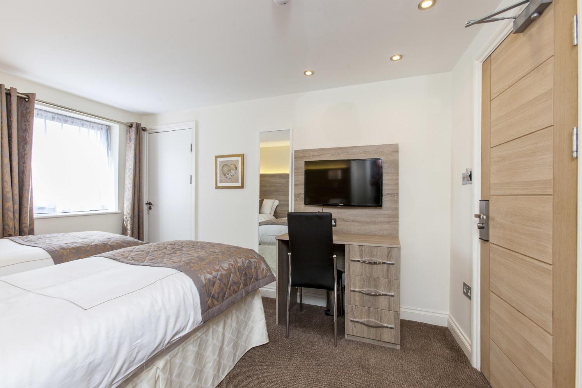 Hotel Shepherds Bush Лондон Номер фото