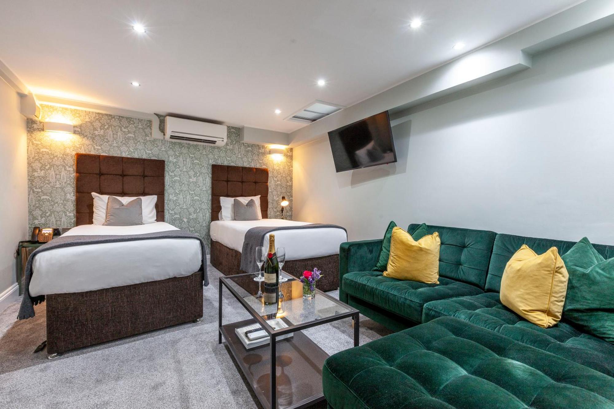 Hotel Shepherds Bush Лондон Екстер'єр фото